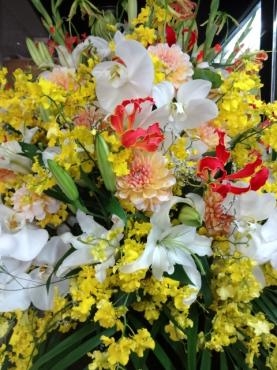 黄色系スタンド花｜「ポピー」　（京都府八幡市の花キューピット加盟店 花屋）のブログ